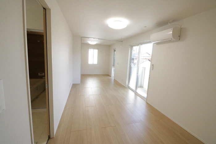 居室・リビング　リビング