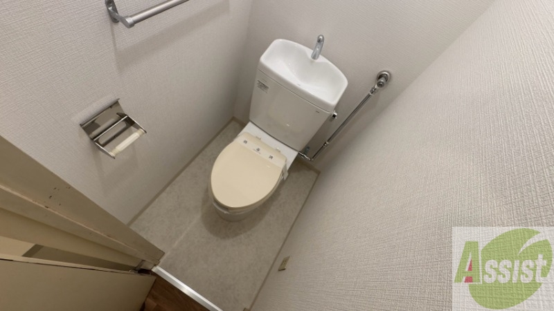 トイレ　トイレです。ウォシュレット付を探している方、おすすめです。