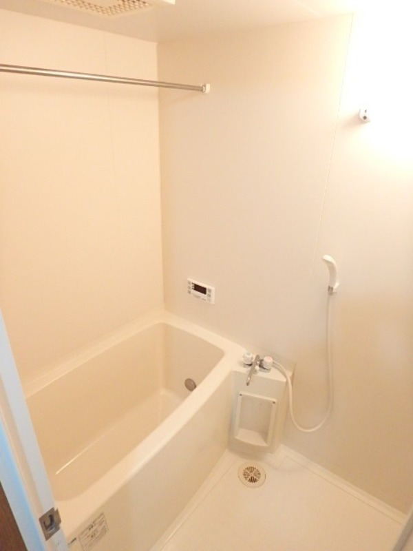 バス・シャワールーム　図面と現状に相違がある場合には現状を優先