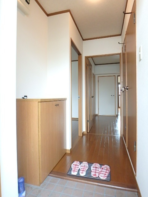 玄関　図面と現状に相違がある場合には現状を優先