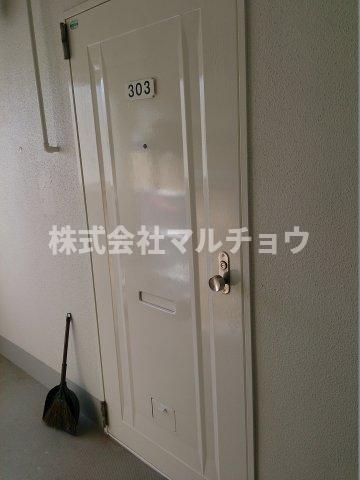 玄関　落ち着いた玄関です