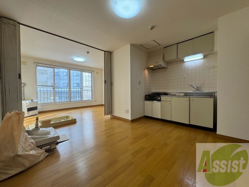 居室・リビング　広々としたリビングですね。使い勝手がよさそうですね！