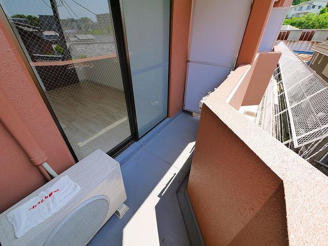 バルコニー　落ち着いた時間を過ごせるバルコニーです