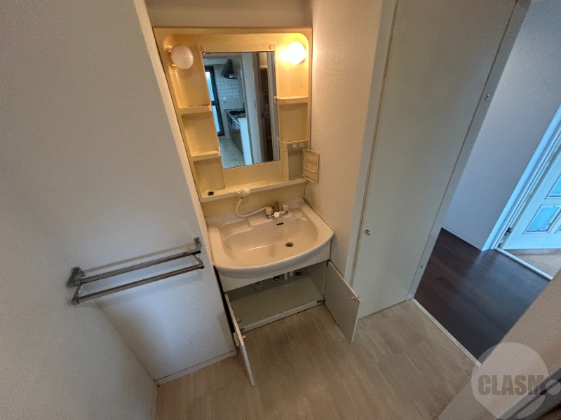 洗面設備　シャンプードレッサー