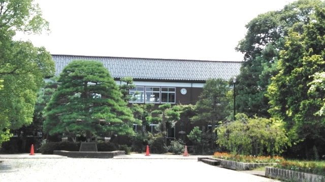 小学校　田中小学校（小学校）まで920m
