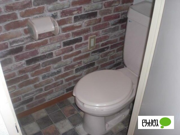 トイレ　他号室の写真です