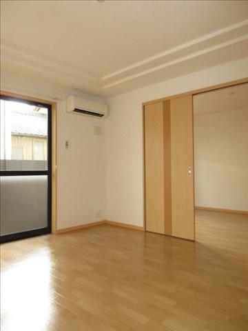 その他設備　エアコン付き