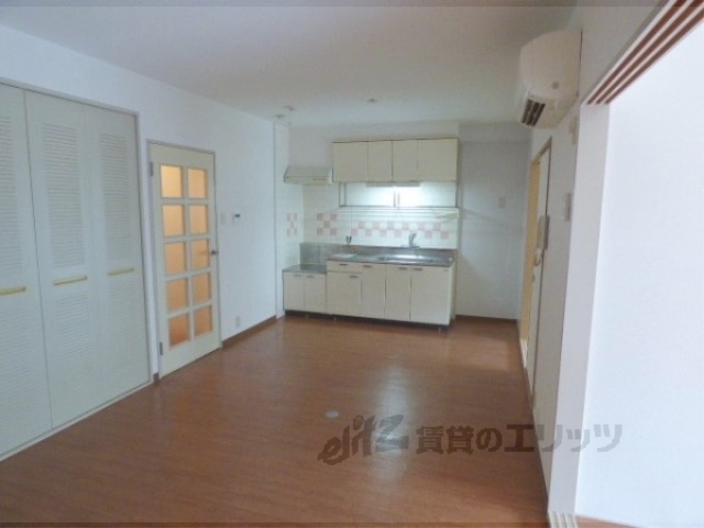 居室・リビング　洋室