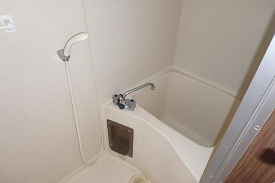 バス・シャワールーム　※他号室の写真です