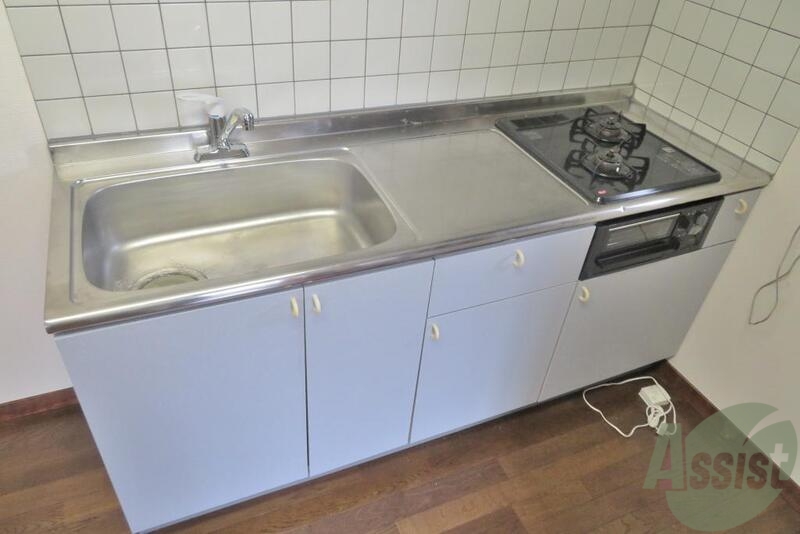 キッチン　キッチンは独立になっていて使いやすくなっていますね。