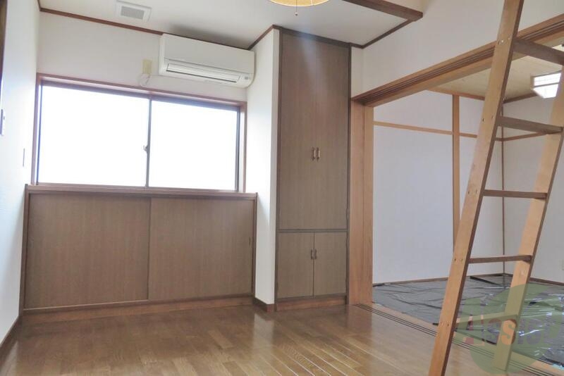 居室・リビング　リビングはこんな感じになっていて広くなっています。