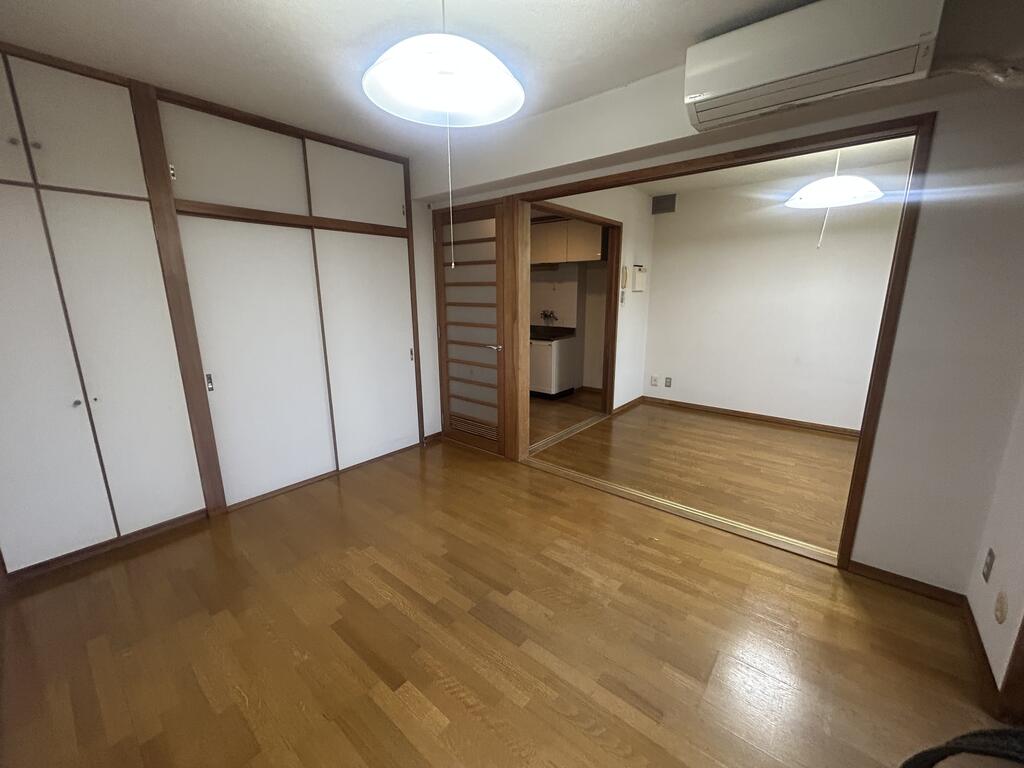 サンガーデン六日町の居間写真