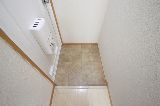 玄関　※他部屋のお写真になります