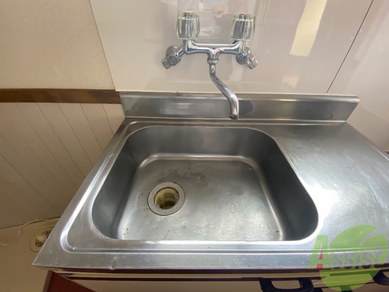 洗面設備　洗面台はございませんでしたので、流しをご利用ください。