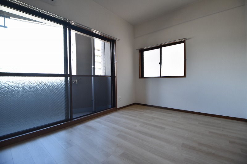 その他　違うお部屋にも窓があります！