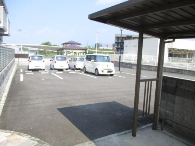 駐車場　駐車場に車を止められます♪