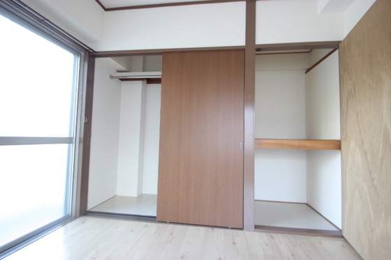 収納　※別部屋の写真です