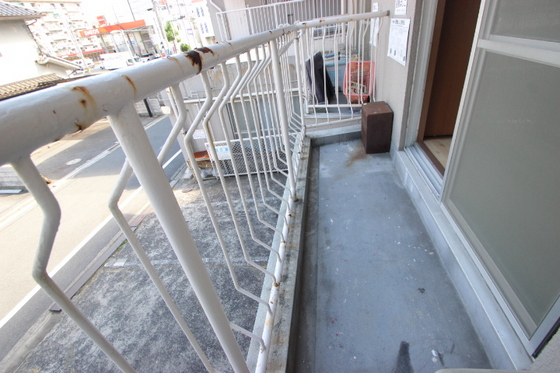 バルコニー　※別部屋の写真です