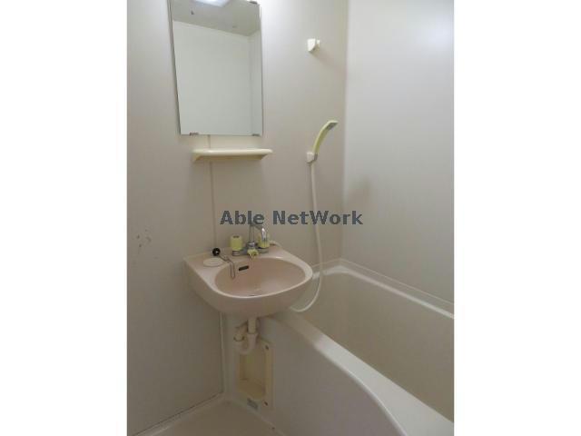 バス・シャワールーム　※同型別部屋（203）