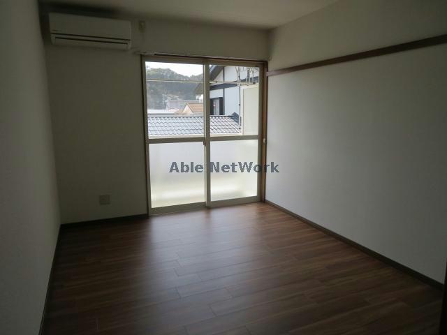 居室・リビング　※同型別部屋（203）