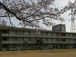 小学校　三木市立平田小学校（小学校）まで1164m