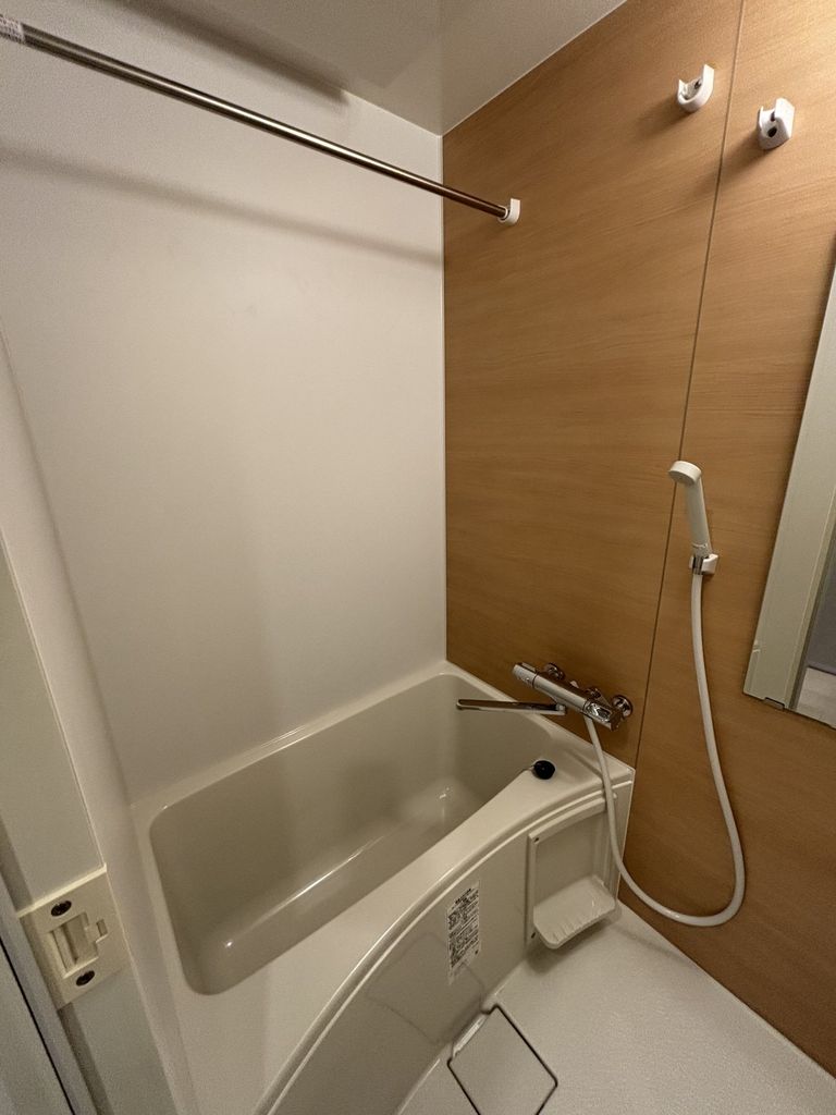 バス・シャワールーム　バス