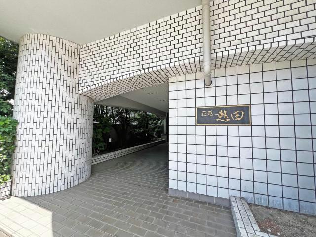 エントランス　建物の内部です