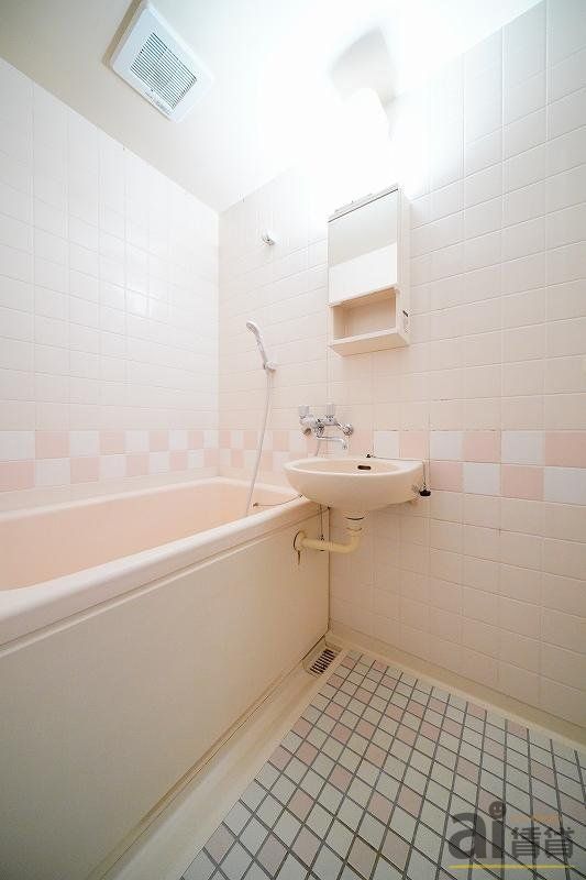 バス・シャワールーム　※同仕様写真