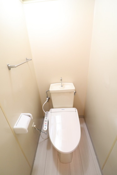 トイレ　※別部屋の写真です