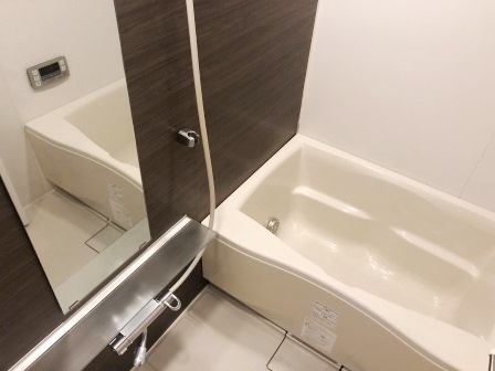 バス・シャワールーム　※別部屋写真