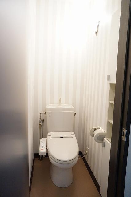 トイレ　トイレ