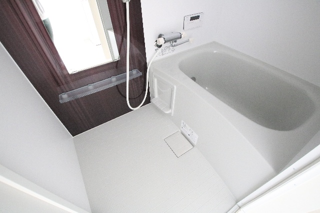 バス・シャワールーム　※別室の参考写真の為、現況優先です。