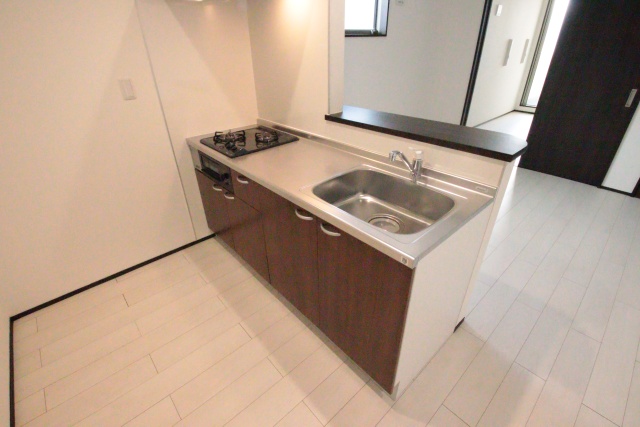 キッチン　※同建物別部屋写真となります。