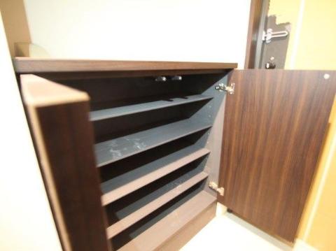 玄関　玄関（イメージ）