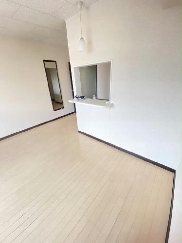 居室・リビング　1階の写真です。