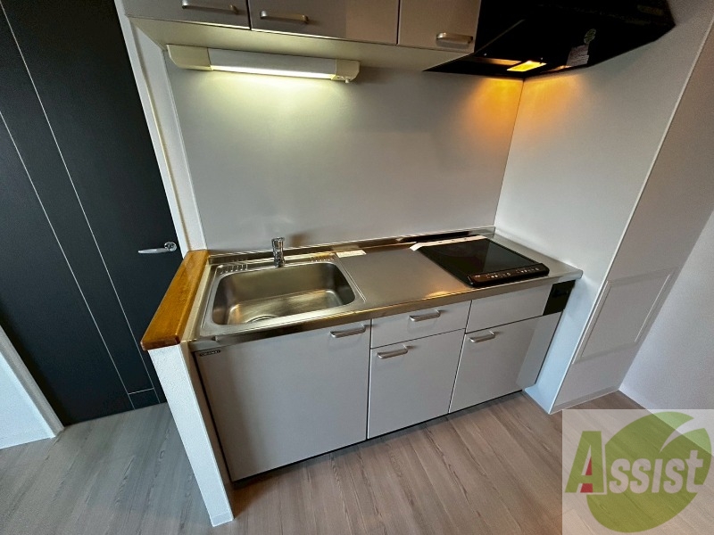 キッチン　キッチンにはＩＨクッキングヒーターも完備です！