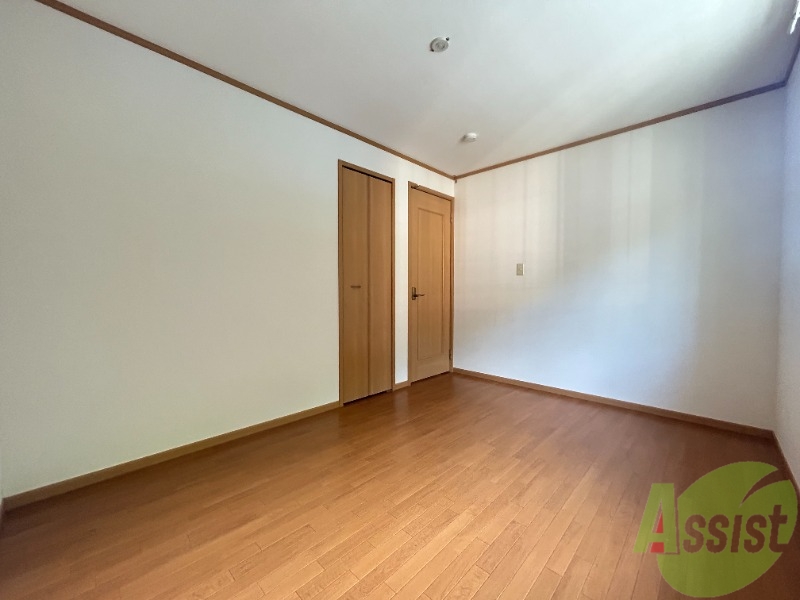 その他部屋・スペース　寝室になりそうな洋室です。広くて使いやすそうですね。