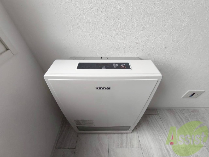 その他　暖房です。冬場の寒い日でも安心ですね～