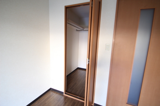 収納　※別部屋の写真です