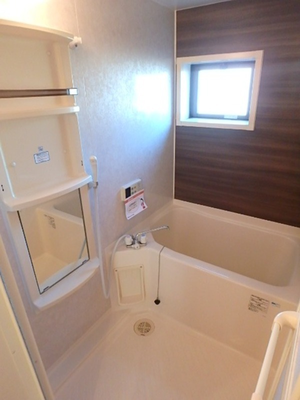 バス・シャワールーム　図面と現状に相違がある場合には現状を優先