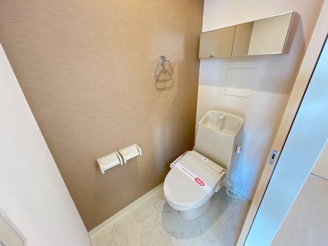 トイレ　シャワー付トイレ