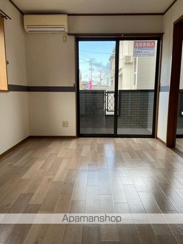 APM’Sの居間写真