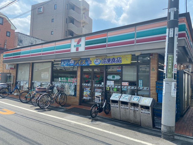 コンビニ　セブンイレブン千住旭町店（コンビニ）まで370m