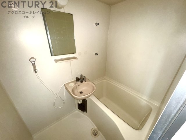 バス・シャワールーム　落ち着いた空間のバスルーム♪