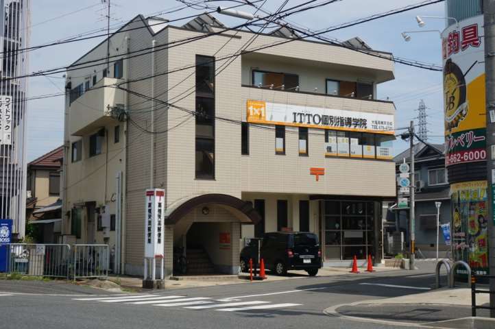 郵便局　高槻天王郵便局（郵便局）まで1107m