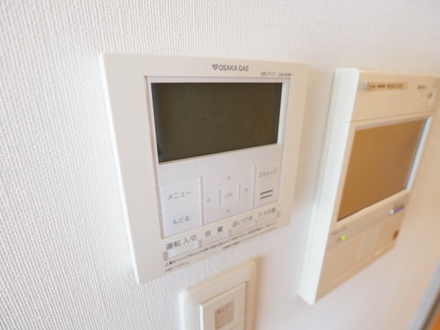 その他設備　給湯リモコンですね。