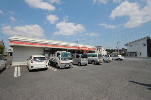 コンビニ　セイコーマート（コンビニ）まで330m