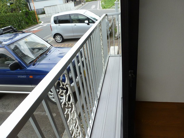 バルコニー　写真は103号室です（参考）