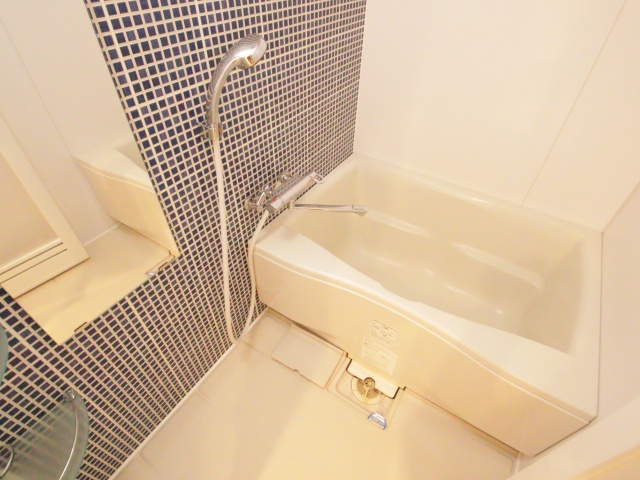 バス・シャワールーム　※別室の参考写真の為、現況優先です。