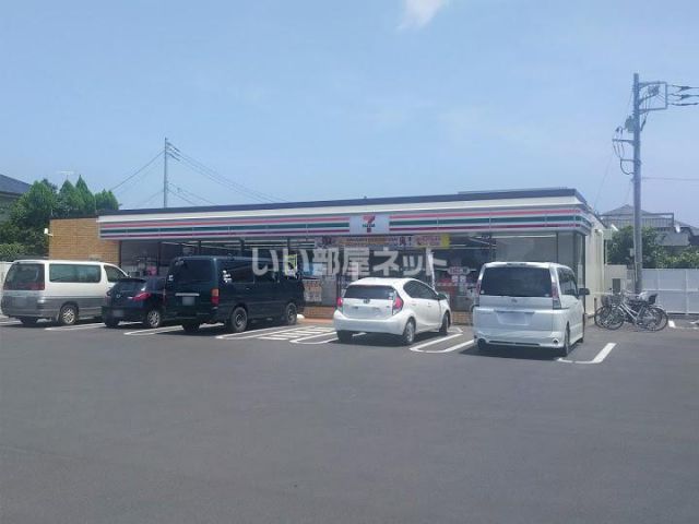 コンビニ　セブン-イレブン水戸千波中央店（コンビニ）まで243m